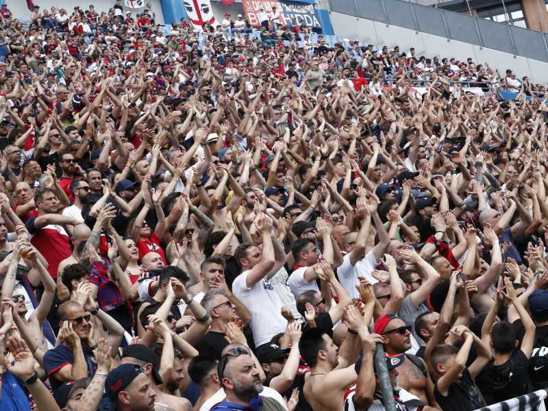 I tifosi del Cagliari (LaPresse)