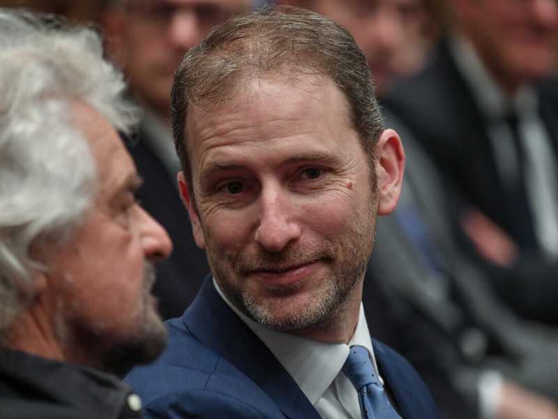 Casaleggio: "Risultato M5s alle europee disastroso, Conte dovrebbe dimettersi"