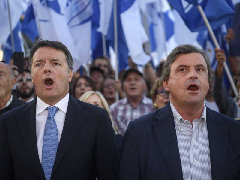 Matteo Renzi e Carlo Calenda - foto via Getty Images 