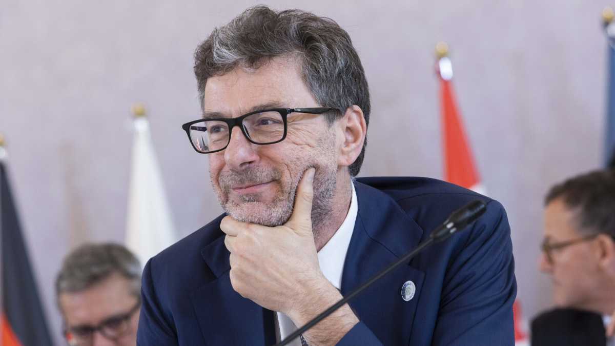 Immagine di Il general Giorgetti. Vannacci votato pure nel suo paesino, lui: "Grande intuizione di Salvini"