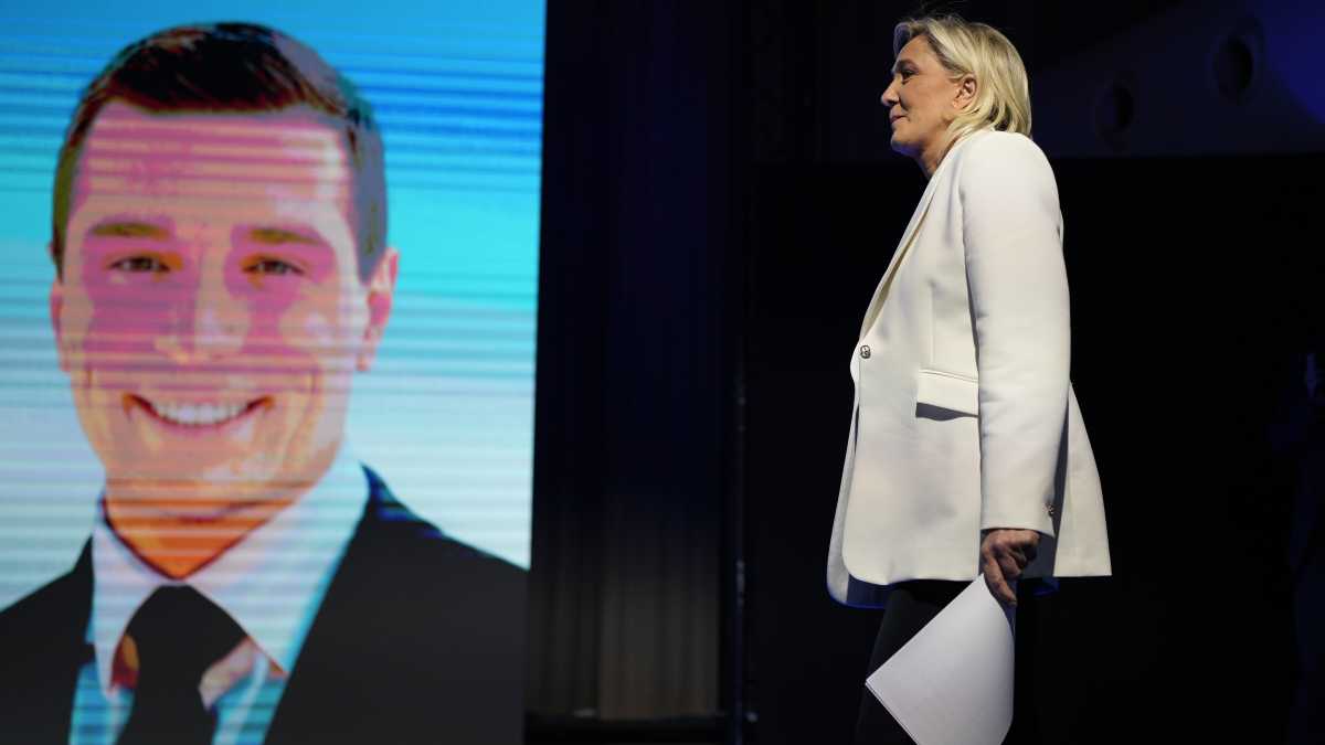 Immagine di Le Pen, come Macron anni fa, sta frantumando i partiti vicini. Intervista