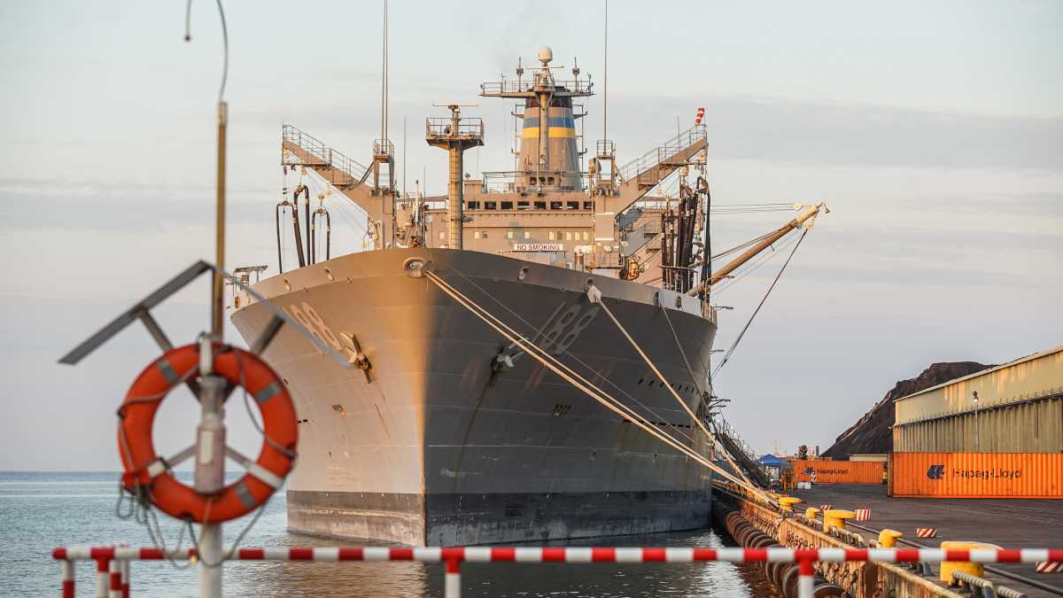 Immagine di Le petroliere russe ora battono bandiera Gabon per aggirare il price cap