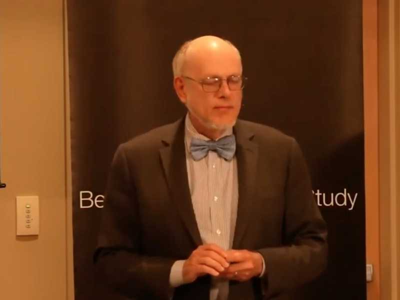 Alan Kahan - screen da un video YouTube