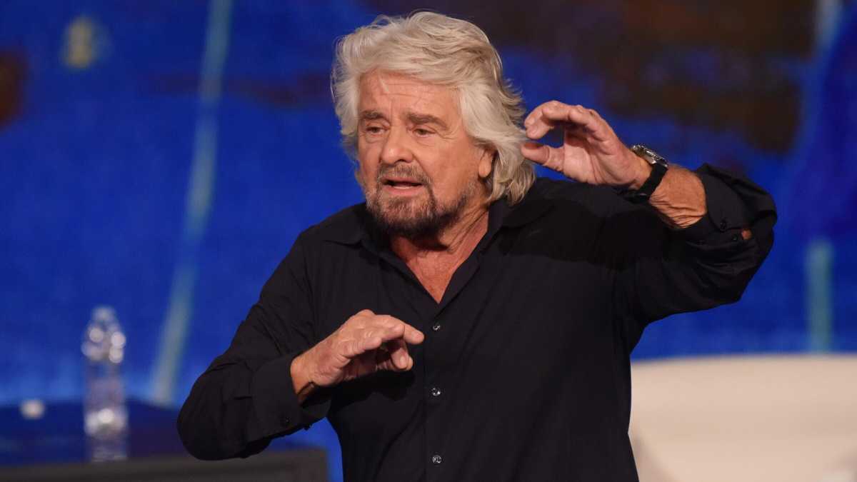 Immagine di Beppe Grillo a Roma: previsto oggi un incontro con Giuseppe Conte