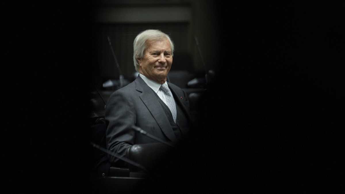 Immagine di Vincent Bolloré, la mente dietro il patto (col diavolo) tra Rn e gollisti