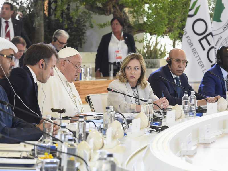 I potenti del mondo a lezione dal Papa
