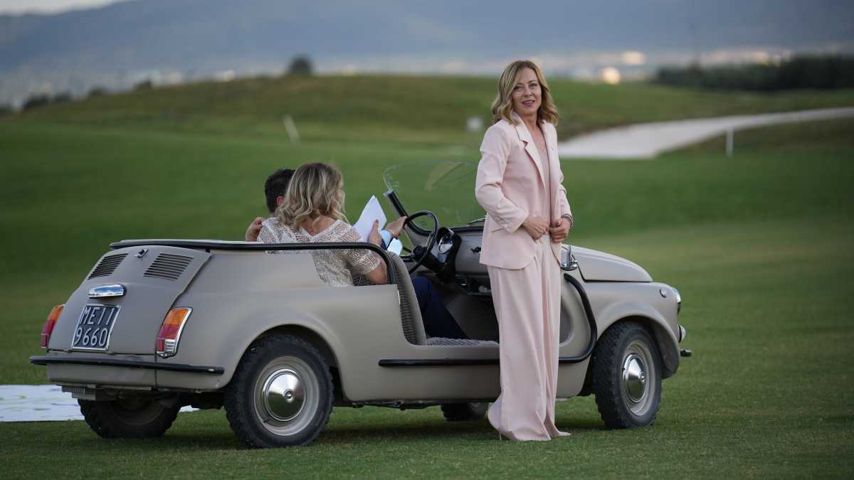 Immagine di Il G7 della finta masseria e dal palato scialbo, senza vera Puglia in tavola