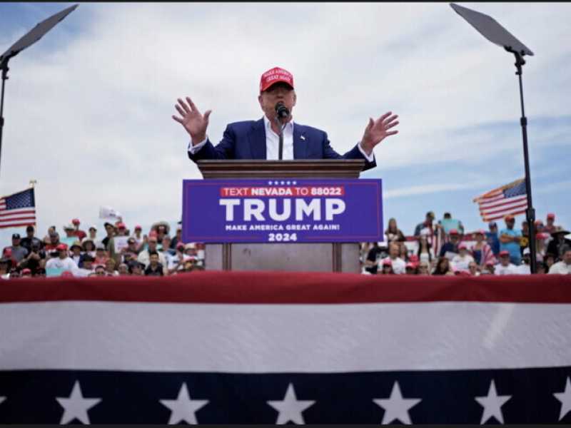Trump delira su squali e barche, ma certo, il rimbambito è Biden