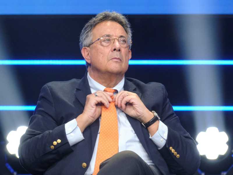La Rai del "narciso" Sergio. L'exit: spedirlo a Ferrovie (dopo il rifiuto del Ragioniere dello stato)