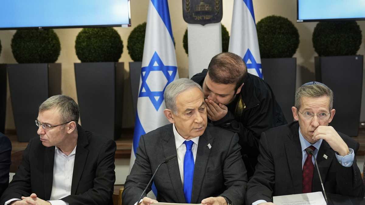 Immagine di Netanyahu chiude la “War Room”, lo scontro con l’esercito e il ruolo dei civili a Gaza
