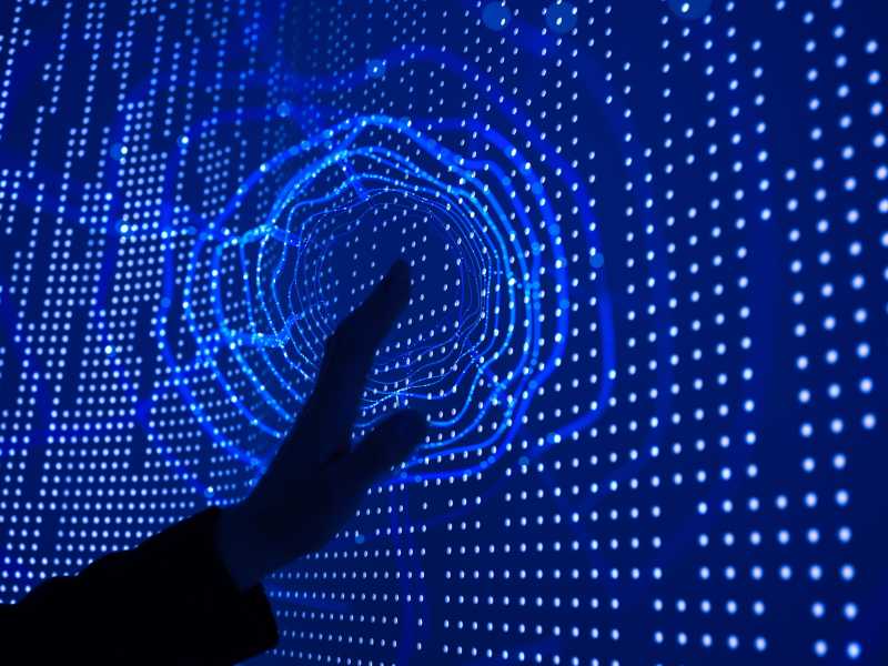 Dibattito artificiale, soldi reali. Lo stato dell'AI in Europa
