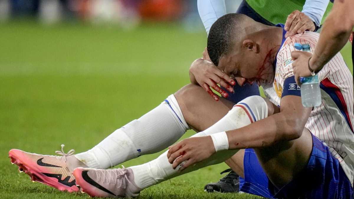Immagine di Il calcio è una questione di naso ma non ditelo a Mbappé