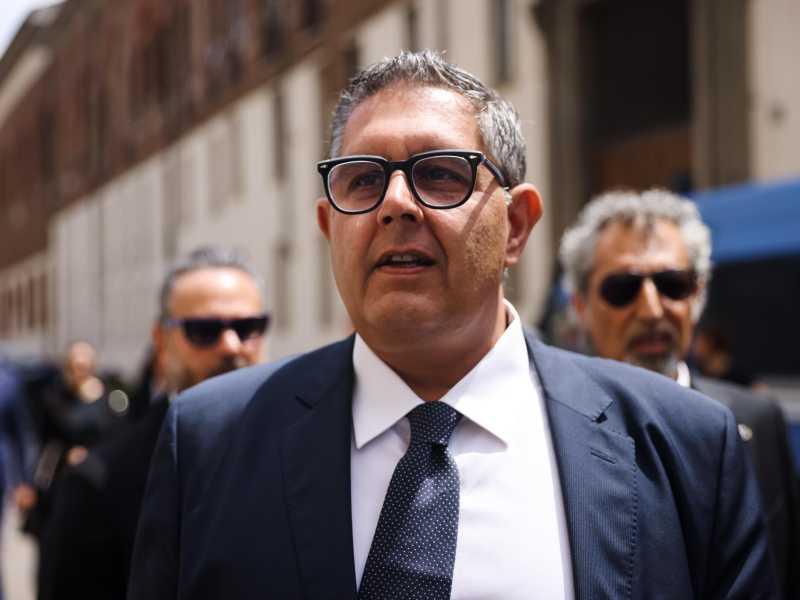 Toti sfida le toghe: non si dimette e vuole incontrare i politici