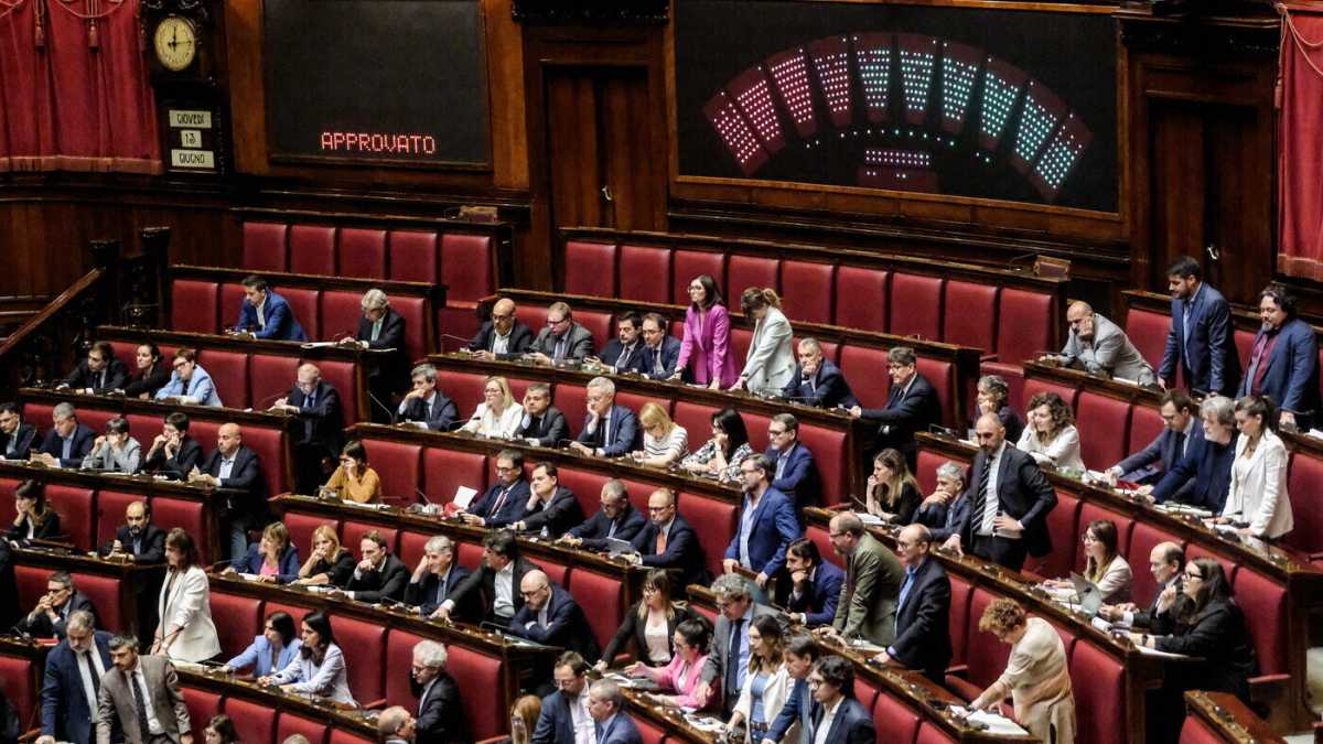Immagine di La Camera approva l'Autonomia: è legge. Salvini: "Giornata storica". Le opposizioni: "Vergogna"