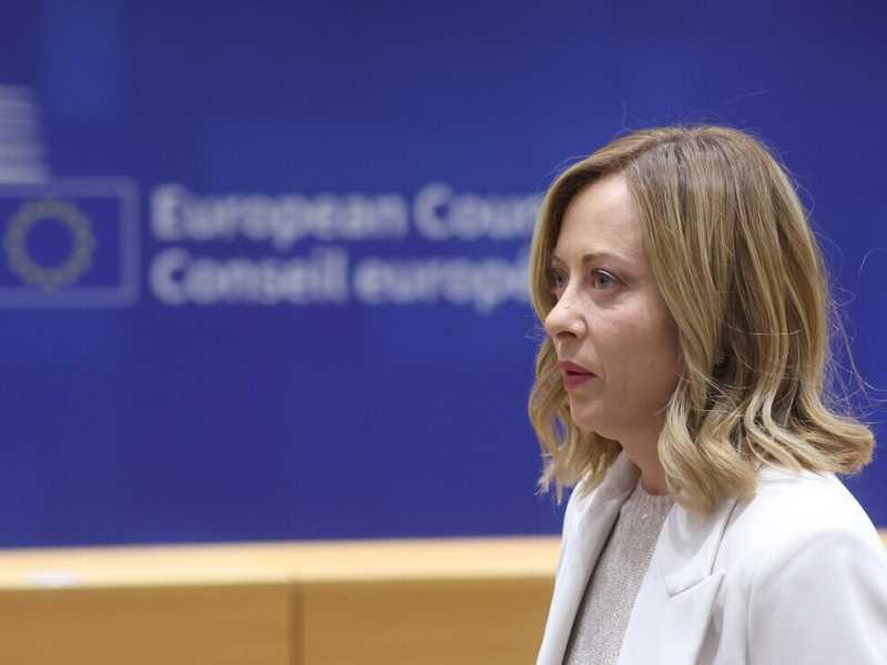 Tutti i motivi per essere contro la "lepenizzazione" di Giorgia Meloni
