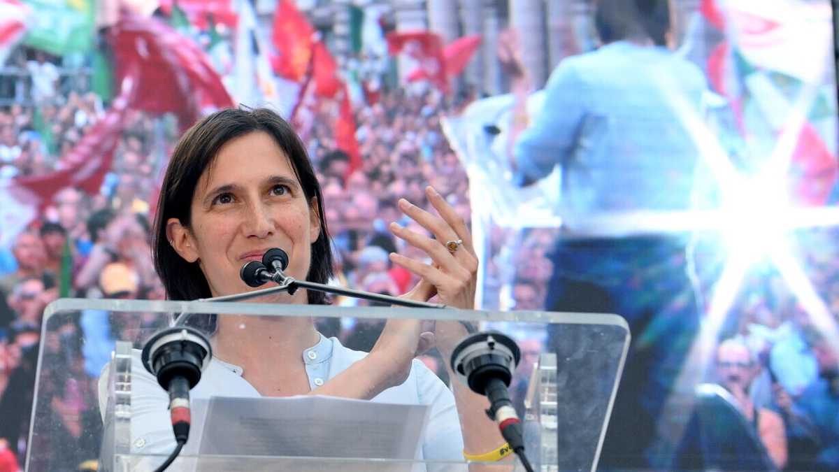 Immagine di Schlein a Bruxelles per trattare con i socialisti