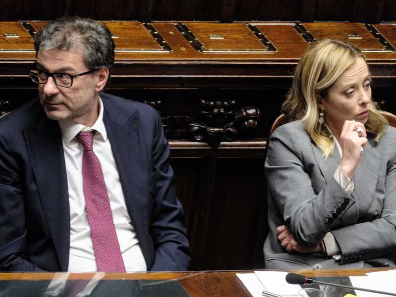 Il dilemma della decontribuzione. Meloni e Giorgetti prigionieri della loro misura di successo