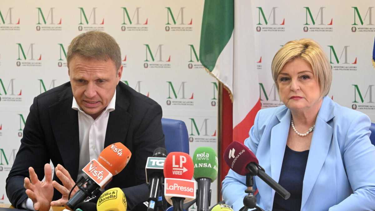 Immagine di Lollobrigida e Calderone: "Guerra al caporalato. Accelerare su misure contro lo sfruttamento"