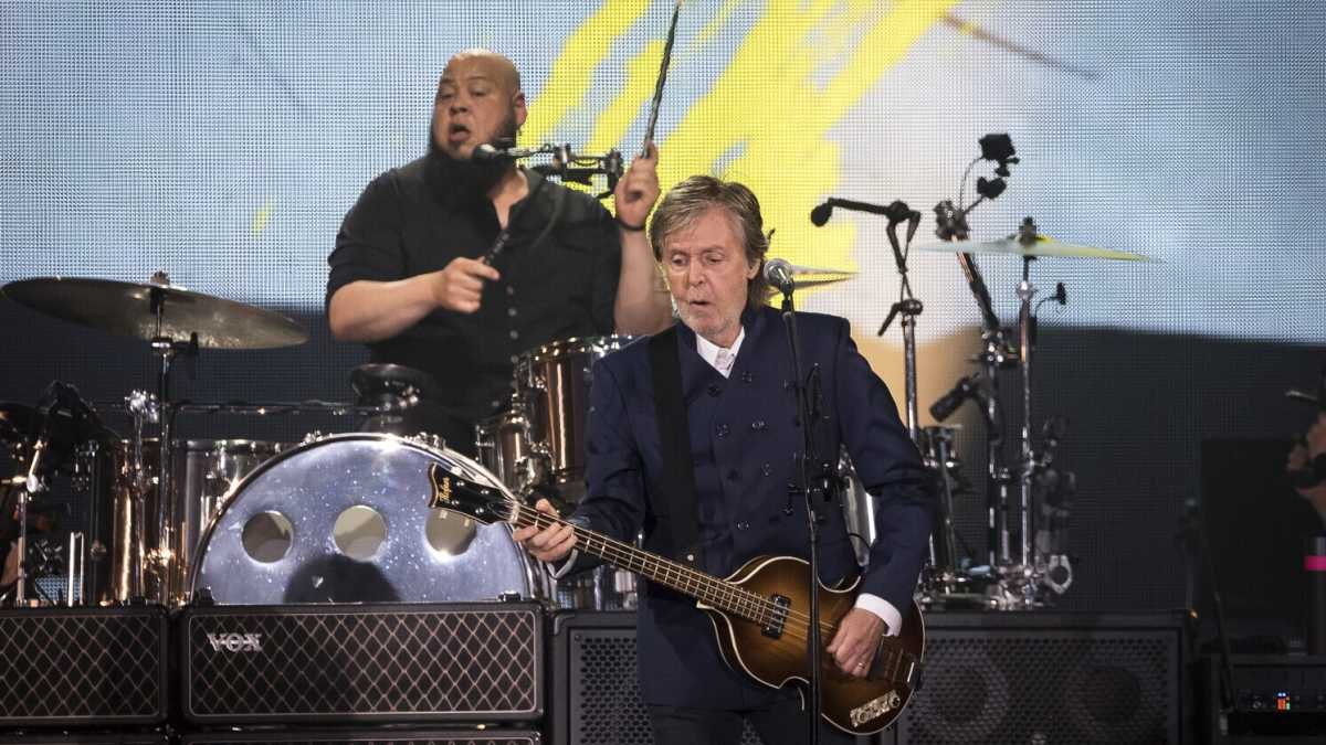 Immagine di “One Hand Clapping” dei Wings, la nuova vita che McCartney si è inventato