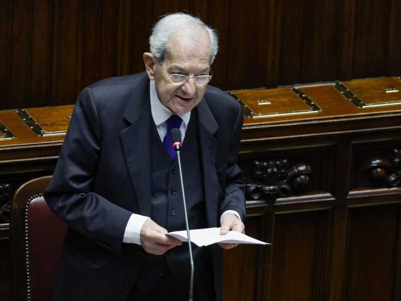 Violante: “La destra va dritta e la sinistra pensa solo ai referendum, le riforme non si fanno così”