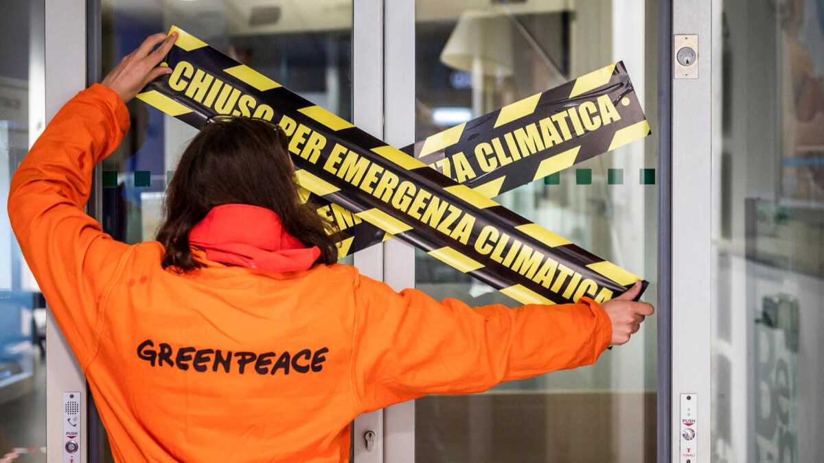 Immagine di Greenpeace e ReCommon ricorrono contro se stessi nella causa contro Eni