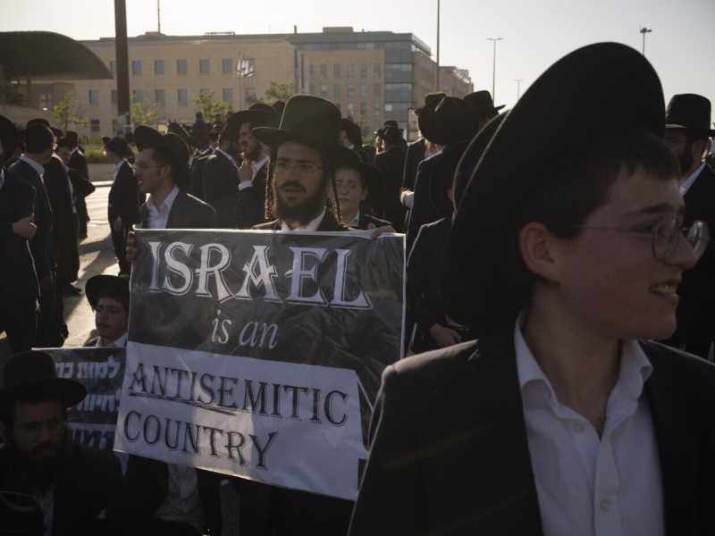 Chi deve portare il fardello della sicurezza di Israele? La domanda che può far cadere Netanyahu