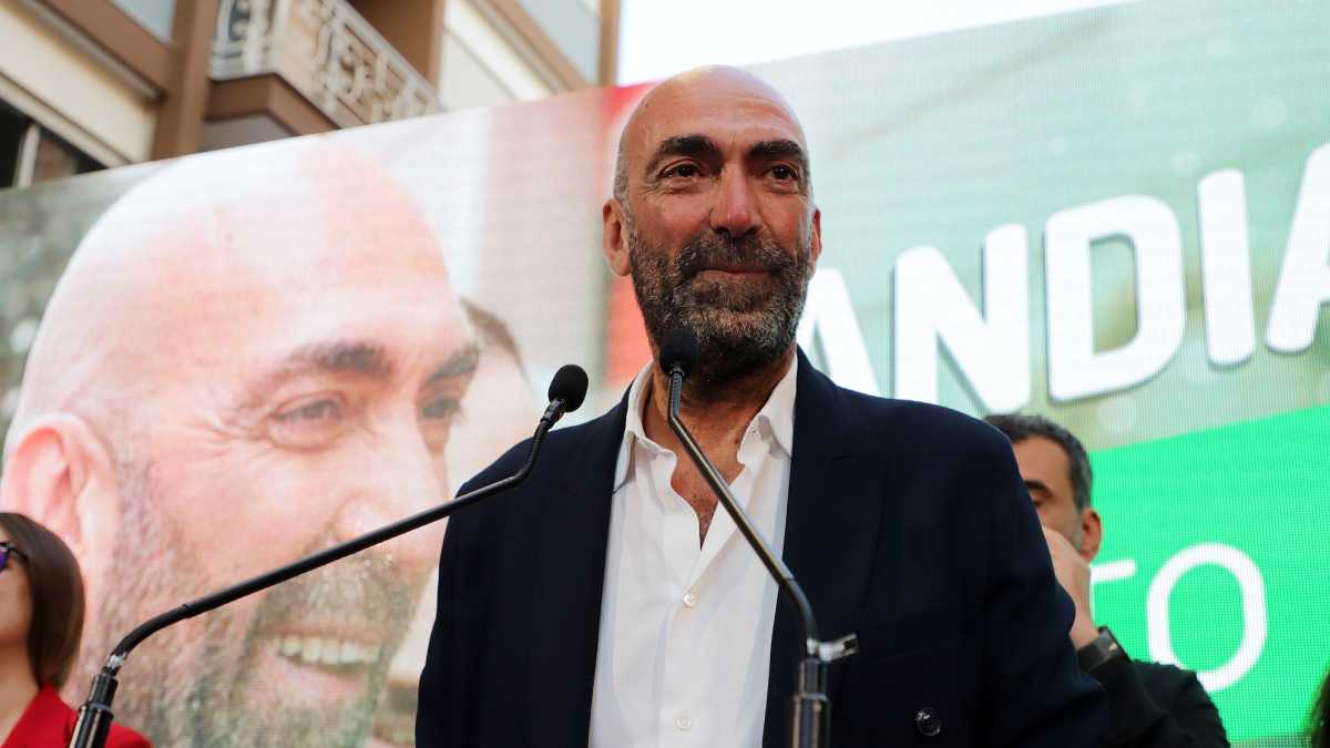 Immagine di A Bari il centrosinistra trainato dal Pd si conferma: un plebiscito per il nuovo sindaco Leccese