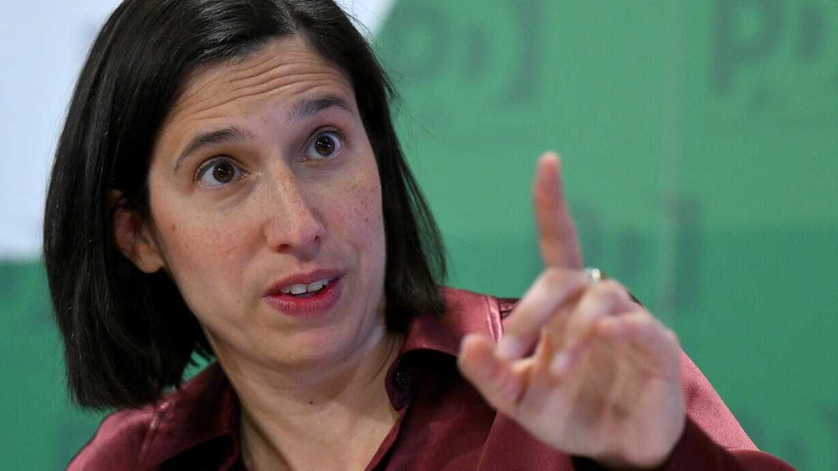 Immagine di Schlein rivendica la vittoria nelle città: "Il Pd è il perno fondamentale. Il tempo dei veti è finito"