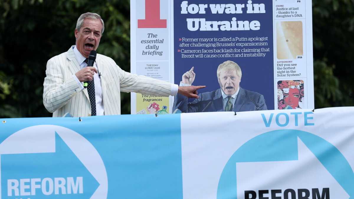 Immagine di Nigel Farage piazza nel dibattito la retorica russa sulla Nato e quella trumpiana sull’immigrazione