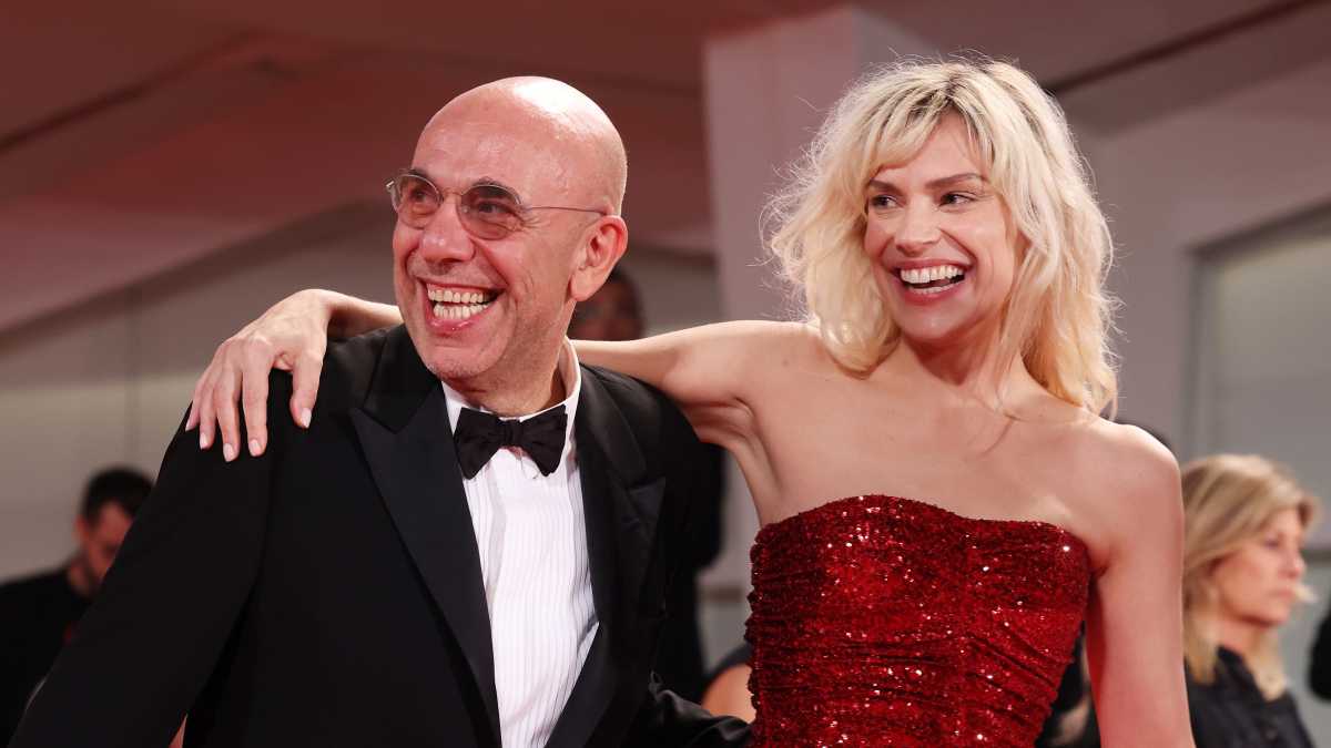 Immagine di Cenare con l'insalata, ovvero la vera causa dietro l'affaire Virzì-Ramazzotti