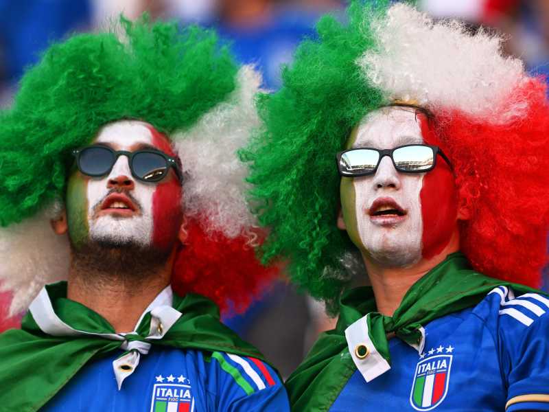 L'essenza del calcio nei versi e negli articoli di Giovanni Raboni