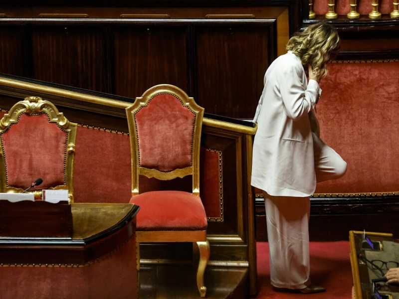 Il bivio di Meloni: pronta all'astensione in Consiglio Ue, ma tratterà fino alla fine