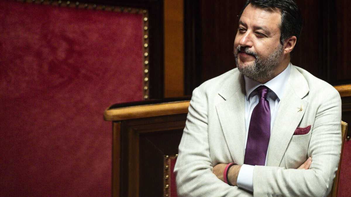 Immagine di L'abiura di Salvini: "L'autonomia fa perdere voti. Al nord non li porta, al sud li toglie"