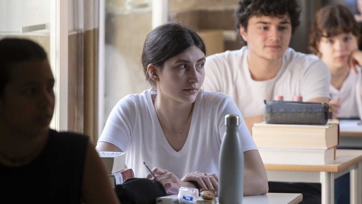 Immagine di La scena muta delle tre studentesse di Venezia svela l’ipocrisia della maturità