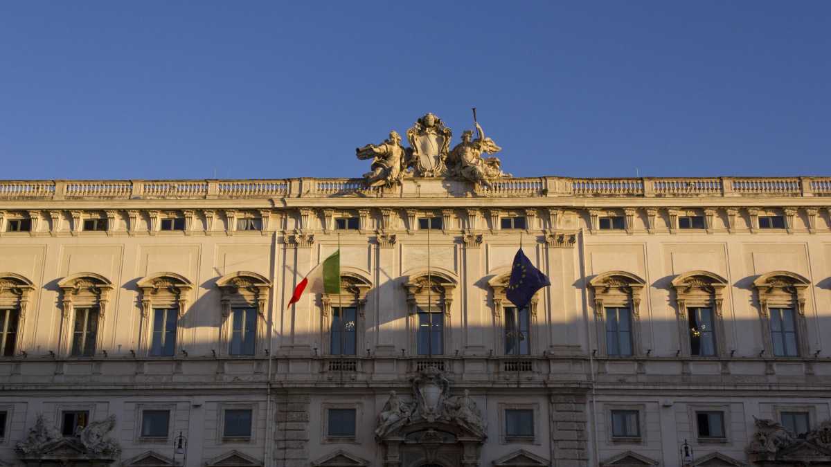 Immagine di Così la Corte costituzionale boccia la tassa sugli extraprofitti