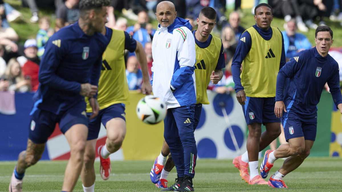 Immagine di Perché l'Italia di Spalletti non ci sta simpatica come quella di Mancini?
