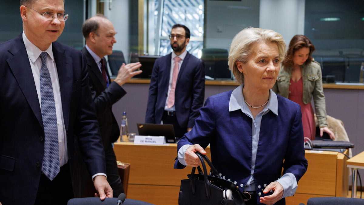 Immagine di Il pericolo per la libertà d’Europa sono i promotori del Green deal, non le belle fascistelle