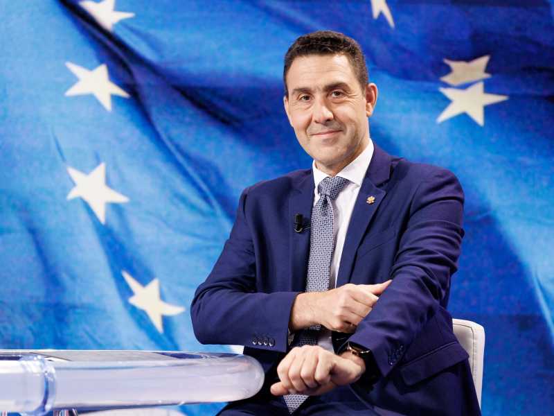 Vannacci: “A Bruxelles Meloni è stata impeccabile: è morta la democrazia”