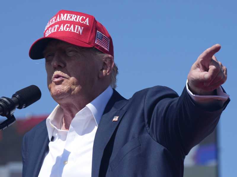 La Corte Suprema concede l'immunità parziale a Trump