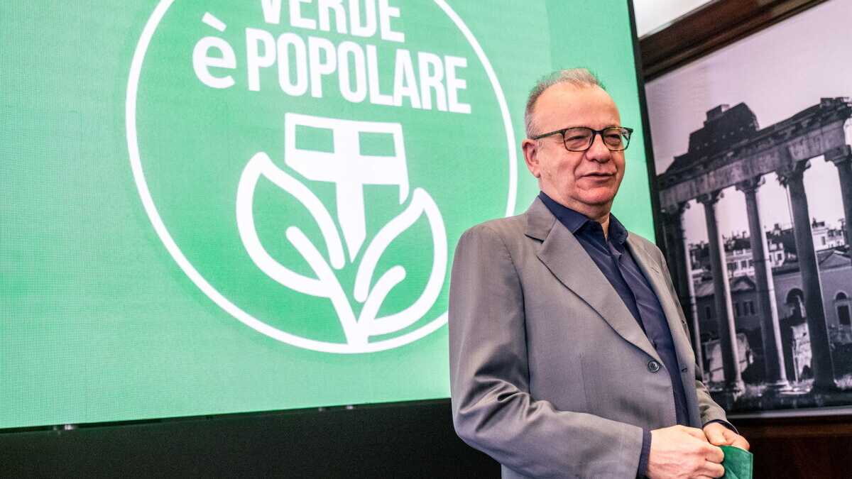 Immagine di Lezioni di Dc per Le Pen. Rotondi: “Da Rn sono venuti a chiedermi consigli per una svolta moderata”