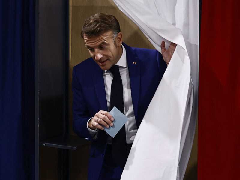 La strategia di Macron ha più di due turni