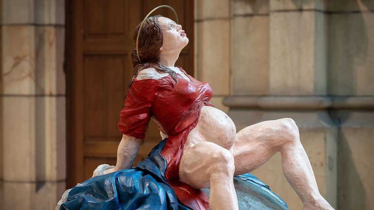 Immagine di Breve esame di catechismo agli ultra-cattolici che hanno decapitato la Madonna di Esther Strauss a Linz