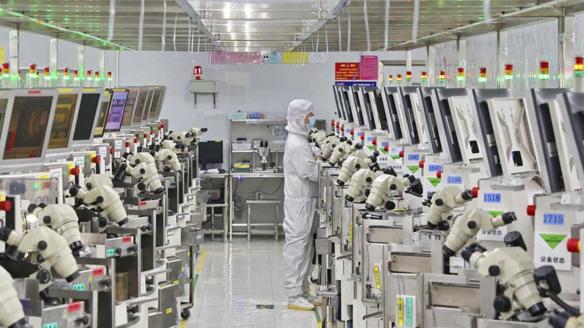 Immagine di Il chip nella borsa. Così Pechino contrabbanda i prodotti Nvidia sotto restrizioni statunitensi