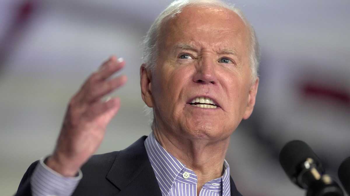 Immagine di Biden non molla: "Mi ritirerei solo se me lo chiedesse il Padre eterno"