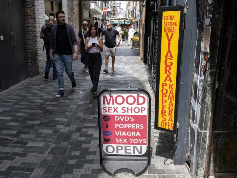 foto Getty, uno degli ultimi sex shop in Walker&rsquo;s Court, a Londra&nbsp;<br />