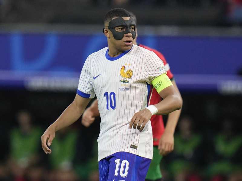 La Francia va in semifinale contro la Spagna, senza aver mai segnato un gol su azione