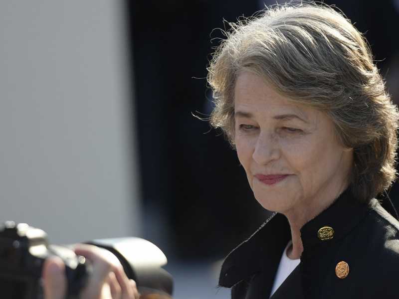 "Annoiarsi da piccoli è fondamentale, ma le nuove generazioni non sanno cosa significa". Intervista a Charlotte Rampling