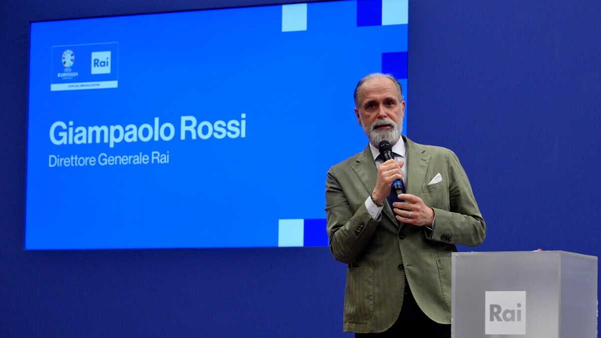Immagine di L'agonia Rai del dg Rossi, i dubbi di Fazzolari, il silenzio di Meloni. Si parla di Gubitosi