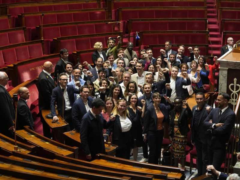 La Francia impara cos'è il dialogo, e ha un interprete adatto