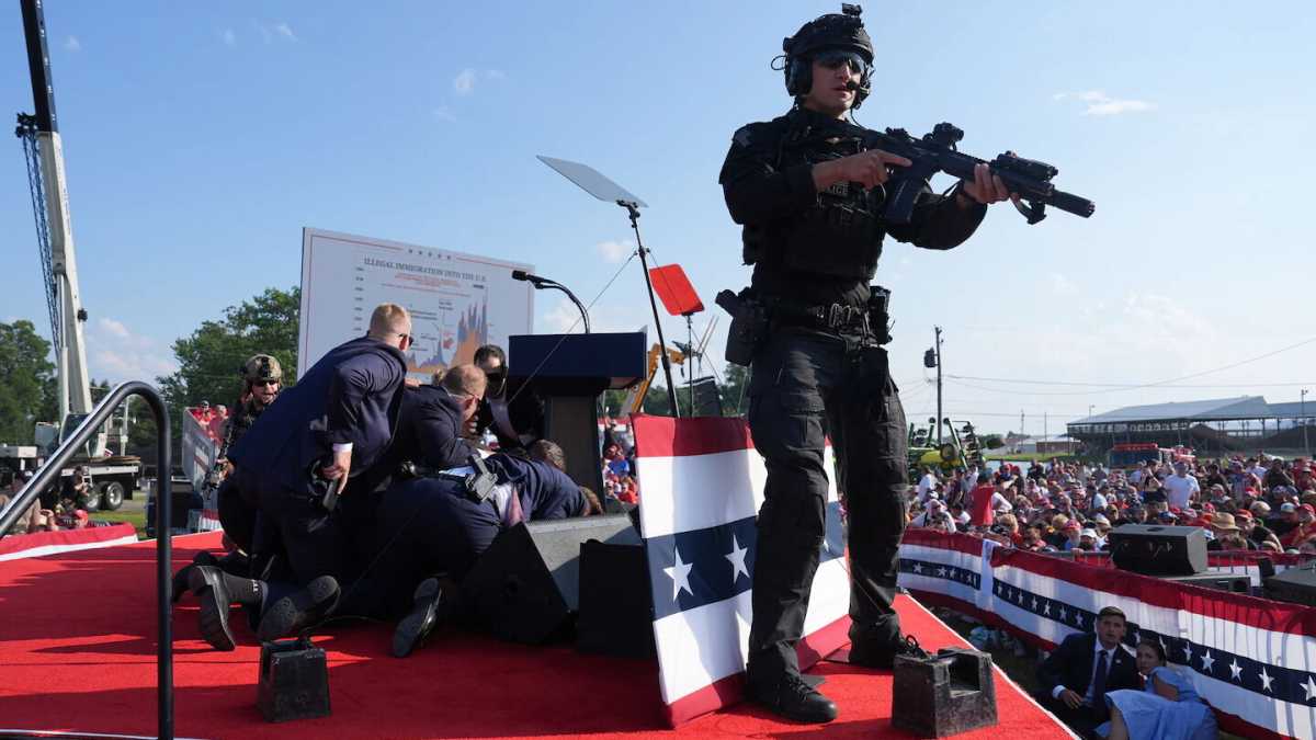 Immagine di L'attentato a Trump visto da due giornalisti del Washington Post a Butler